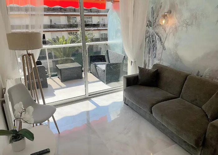 Studio Rue De France